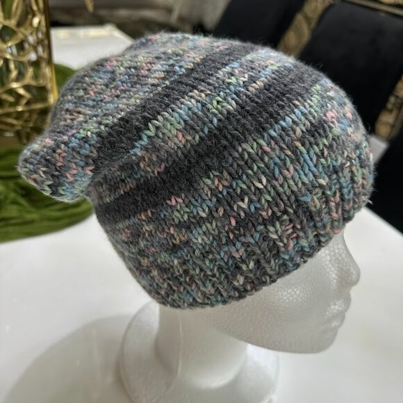Handmade Multicolor Knit Beanie Soft Wool Blend Winter Hat Unisex - Picture 3 of 9